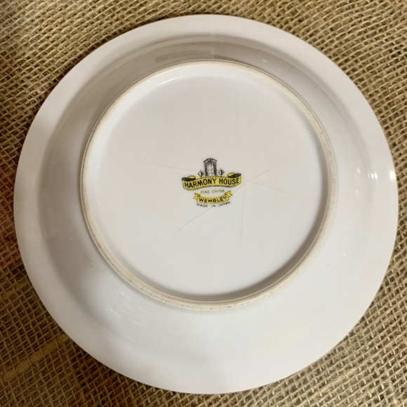 Wembley by Harmony House 14" Oval Serving Platter - Picture 10 of 10